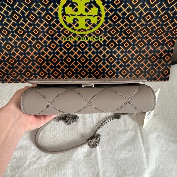 Tory Burch Willa Matte Chain Wallet Crossbody Bag Gray Heron Silver Grey - Picture 5 of 12
